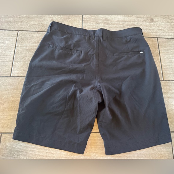 Travis Matthew Golf Shorts Men's Size 32 Stretch Performance - Picture 4 of 6